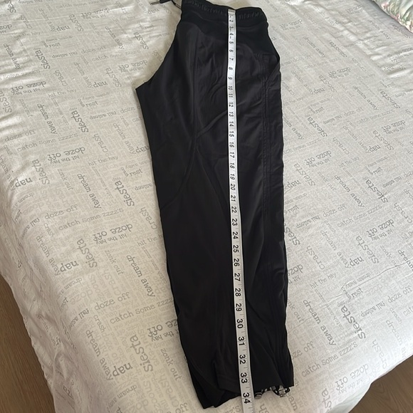 Lululemon Dance Studio Mid-Rise Jogger Pants Black Size 6 - Picture 10 of 12